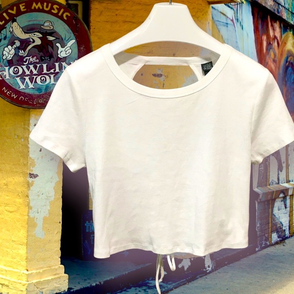 CLEARANCE ~ WILD FABLE Ribbed Open Tie Back Cropped Baby Tee - Picture 2 of 7